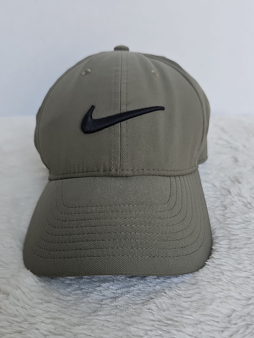 Nike Legacy91 Tech Adjustable Golf Hat Cap - Olive Green / Khaki